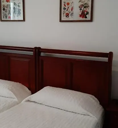 Casa León 2*